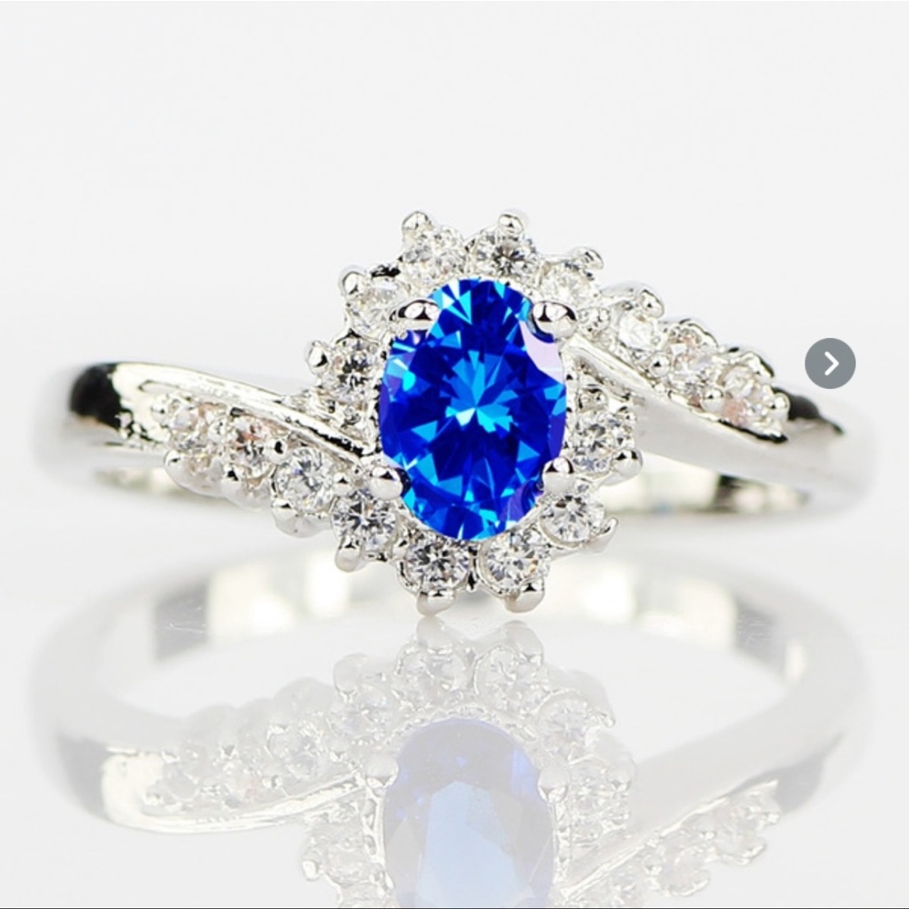 NWOT Sterling Silver 925 Bling Clear CZ Stones Blue Diamond Ring Size 6 Women